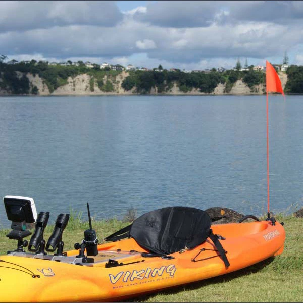 Railblaza Kayak Flag Whip & Pennant - Black Base - Image 3